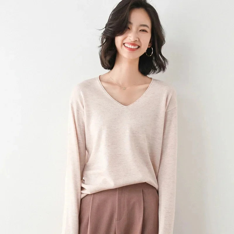 Xiara™ | Classic V-Neck Sweater