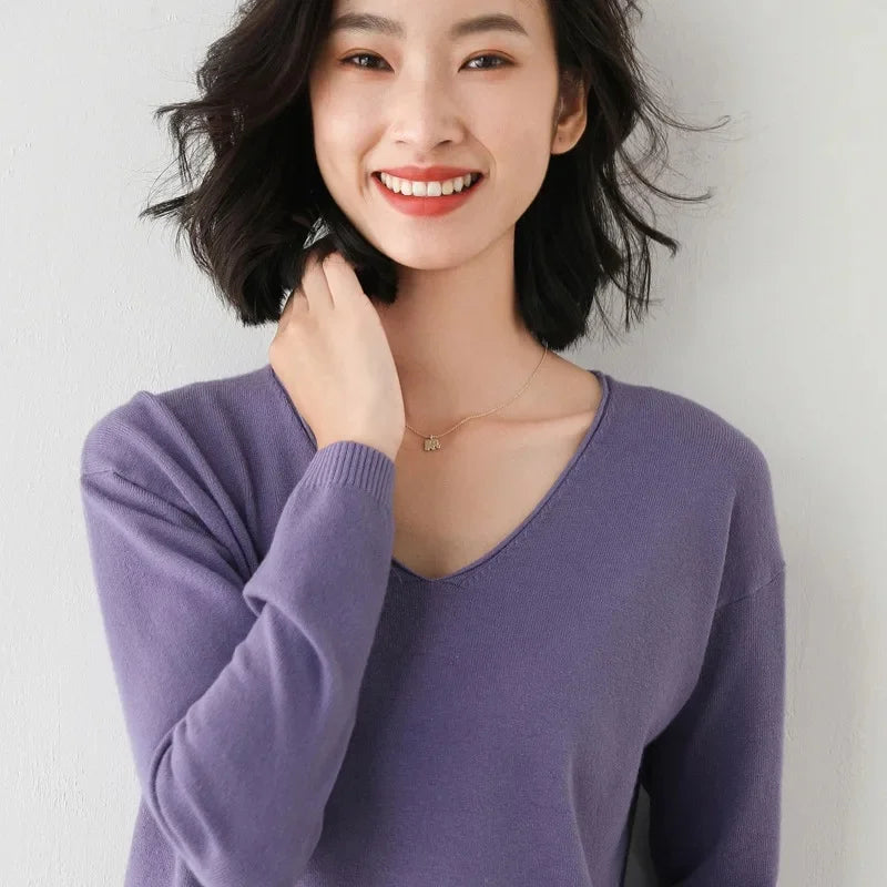 Xiara™ | Classic V-Neck Sweater