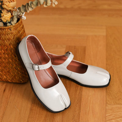 Nivora™ | Retro Split-Toe Flats